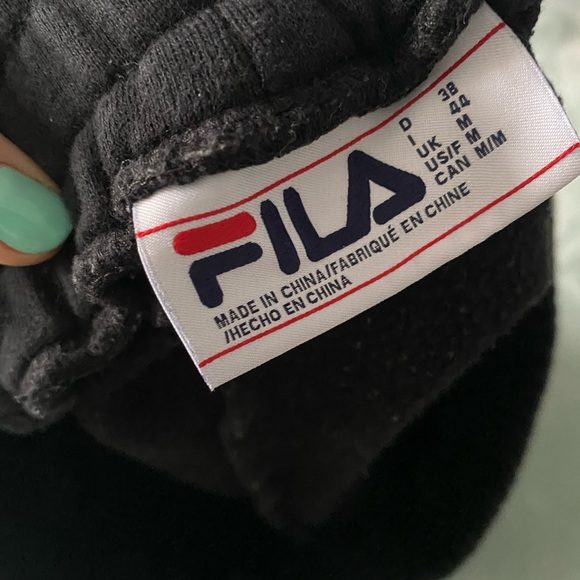 Fila Black Sweatshorts - Picture 2 of 2